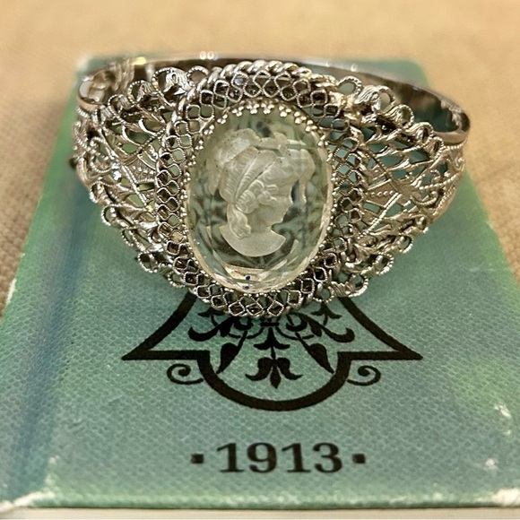 Whiting & Davis SilverTone Reverse Carved Glass Intaglio
Cameo Hinged Bracelet - Picture 1 of 16